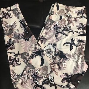NWOT Lularoe Fairy Leggings